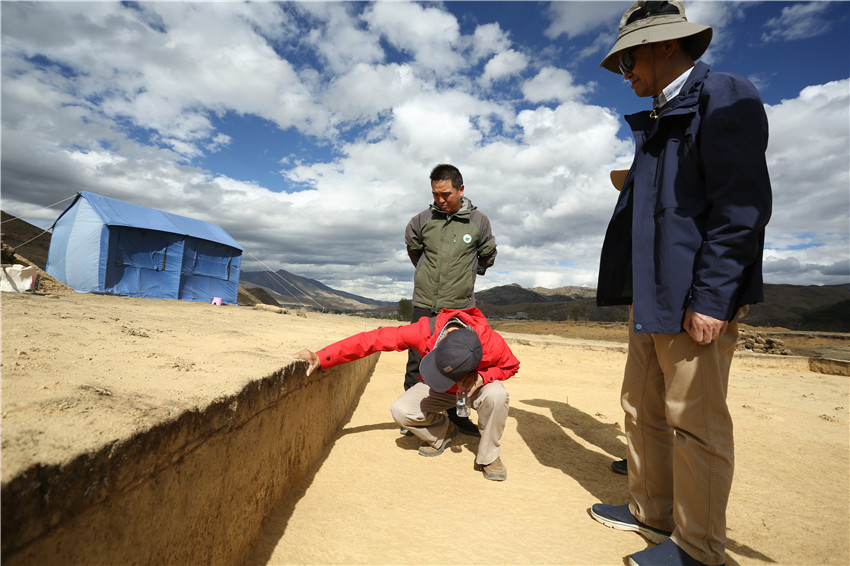 观察地层.JPG