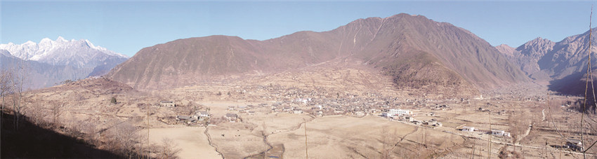 泸定县岚安.jpg