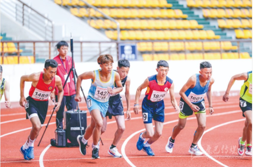 甘孜州第五届中小学生运动会掠影